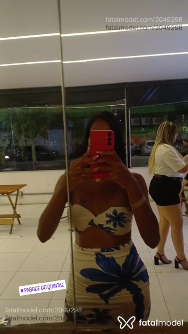 Acompanhante mulher com cabelo castanho de olhos castanhos em Jaboatão dos Guararapes Acompanhante mulher com cabelo castanho de olhos castanhos em Jaboatão dos Guararapes - Cacau
