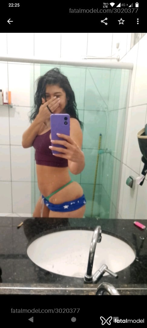 Acompanhante mulher morena (o) de olhos mel em Janaúba Acompanhante mulher morena (o) de olhos mel em Janaúba - Bianna