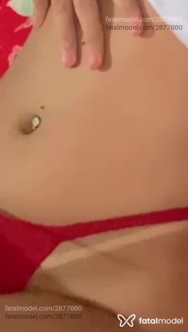 Acompanhante mulher com cabelo castanho de olhos mel - Nicoly Acompanhante mulher com cabelo castanho de olhos mel - Nicoly