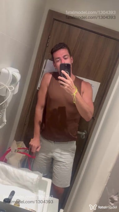 Acompanhante homem morena (o) de olhos castanhos em Porto Alegre - Roberto Pinheiro