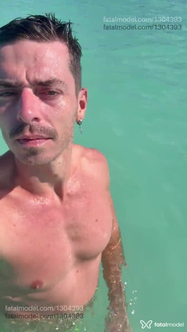 Acompanhante homem morena (o) de olhos castanhos em Porto Alegre - Roberto Pinheiro