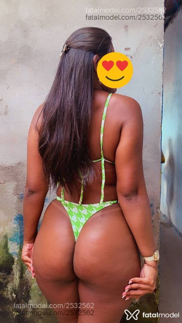 Acompanhante mulher com cabelo castanho de olhos castanhos - Luna Fernanda