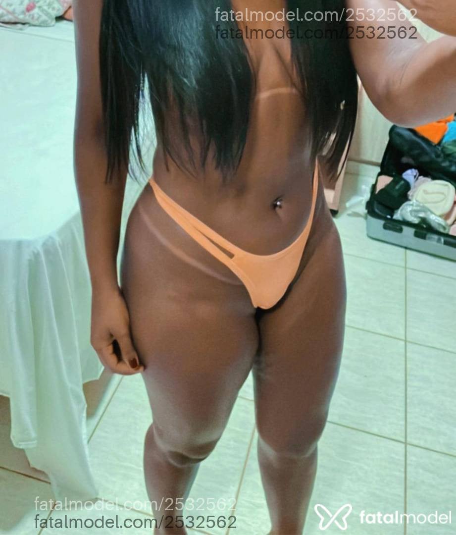 Acompanhante mulher com cabelo castanho de olhos castanhos em Belém - Luna Fernanda