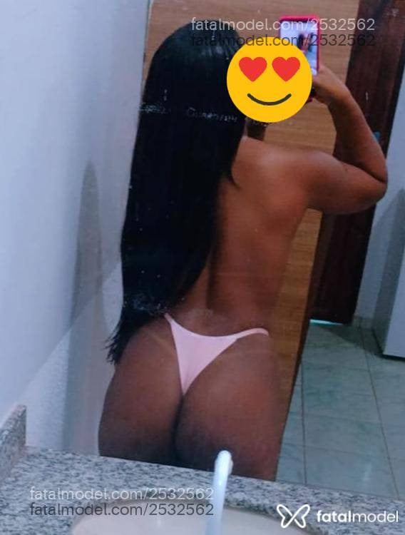 Acompanhante mulher com cabelo castanho de olhos castanhos - Luna Fernanda