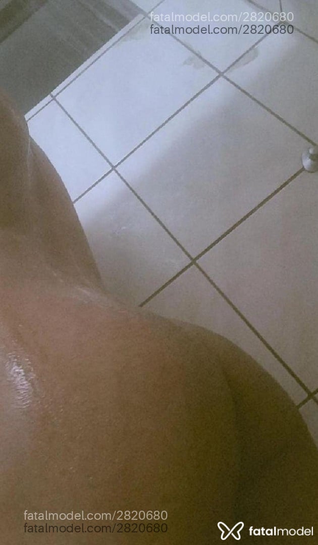Acompanhante homem com cabelo castanho de olhos castanhos em Chapecó Acompanhante homem com cabelo castanho de olhos castanhos em Chapecó - Santx Marc