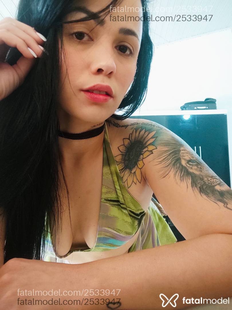 Acompanhante mulher morena (o) de olhos castanhos - Lisa
