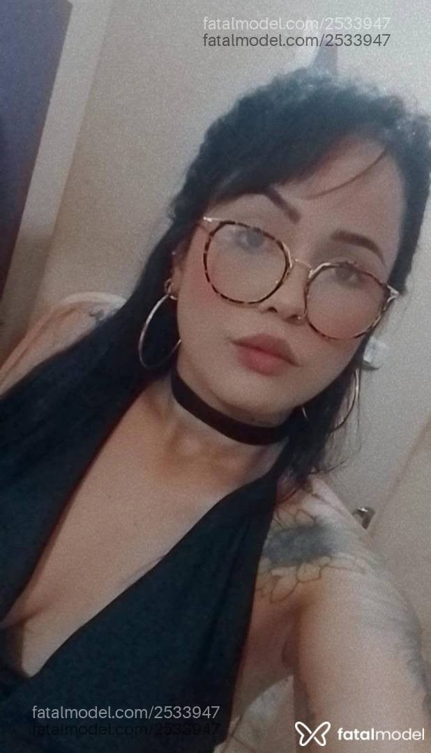 Acompanhante mulher morena (o) de olhos castanhos - Lisa
