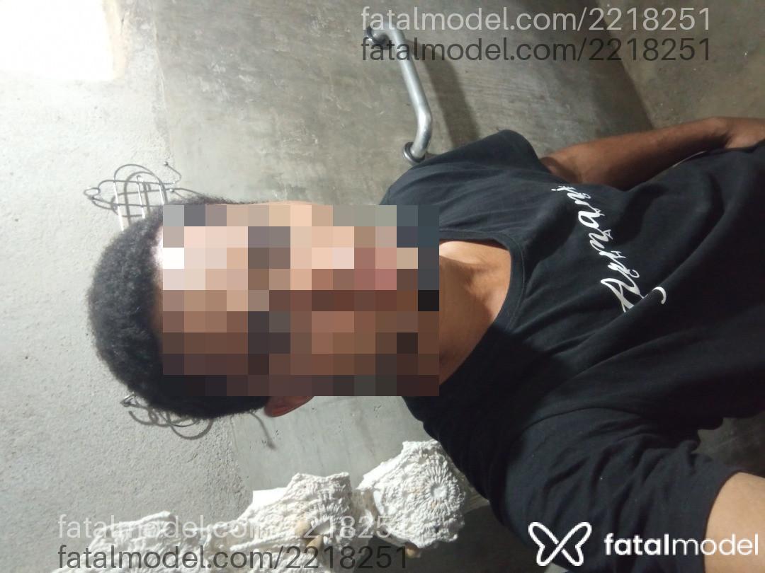 Acompanhante homem com cabelo castanho de olhos castanhos - Romario Acompanhante homem com cabelo castanho de olhos castanhos - Romario