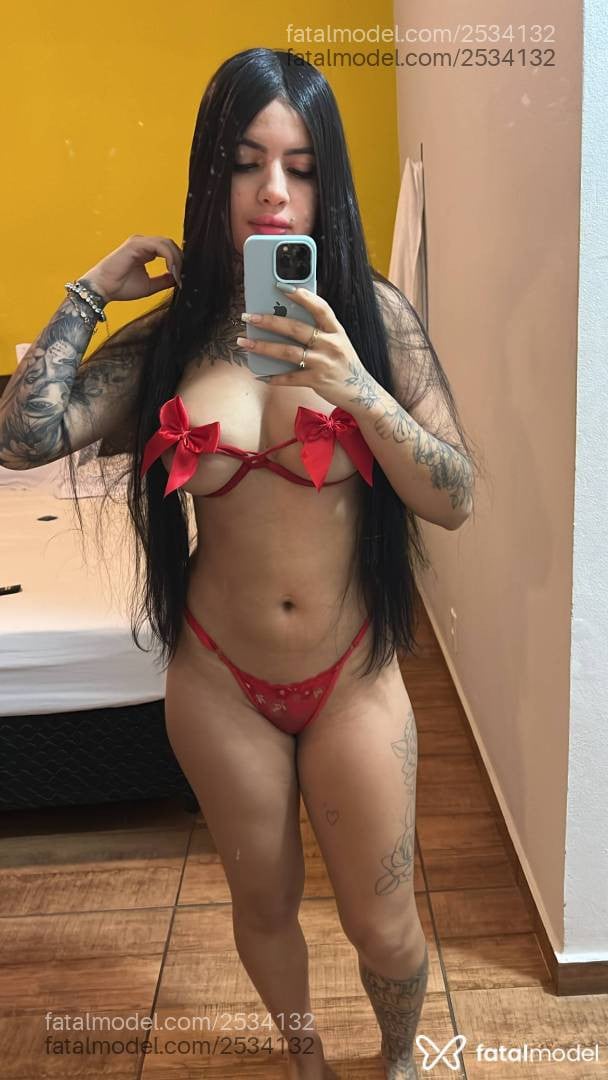 Acompanhante mulher morena (o) de olhos castanhos - Yasmin