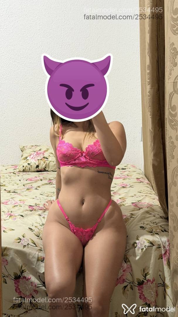 Acompanhante mulher com cabelo castanho de olhos pretos - Jade Antonella