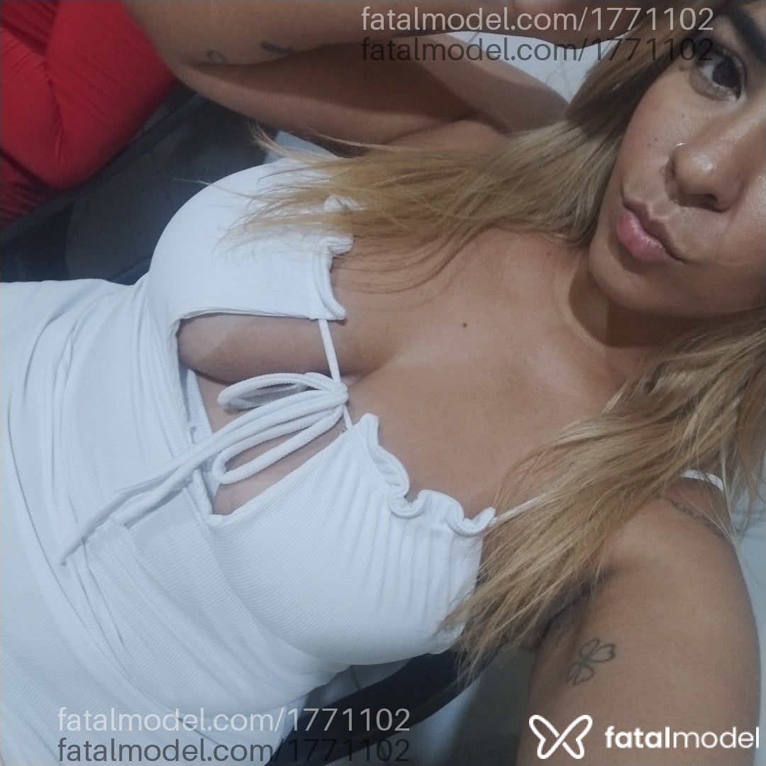 Acompanhante mulher loira (o) de olhos castanhos em Campinas - Lua