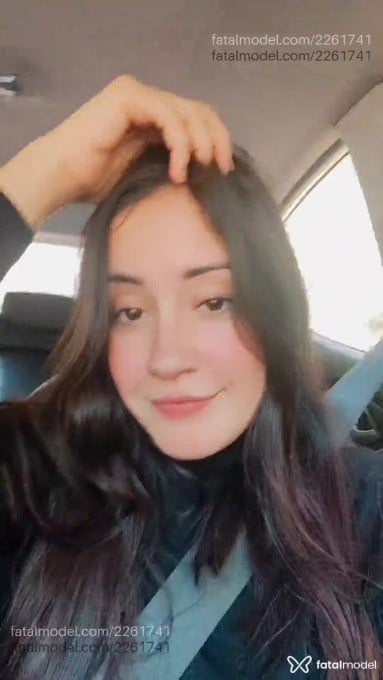 Acompanhante mulher com cabelo castanho de olhos castanhos em Rio de Janeiro Acompanhante mulher com cabelo castanho de olhos castanhos em Rio de Janeiro - Mia Becker