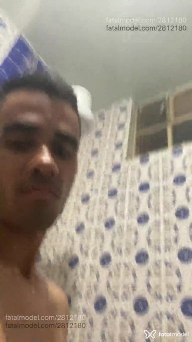 Acompanhante homem morena (o) de olhos castanhos em Uberlândia - Jhey Jhey