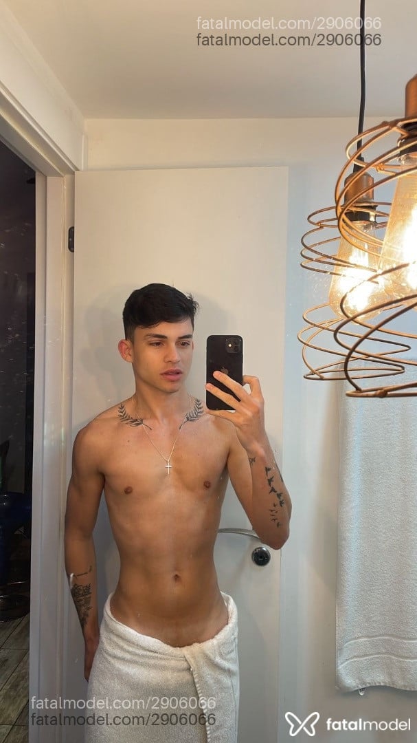 Acompanhante homem morena (o) de olhos castanhos em São Paulo - Bruno Albuquerque