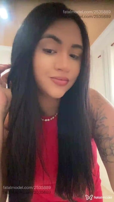 Acompanhante mulher morena (o) de olhos castanhos em Rio das Ostras - Bruna