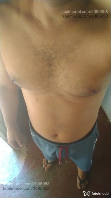 Acompanhante homem com cabelo castanho de olhos castanhos em Jaboticabal - Manoel