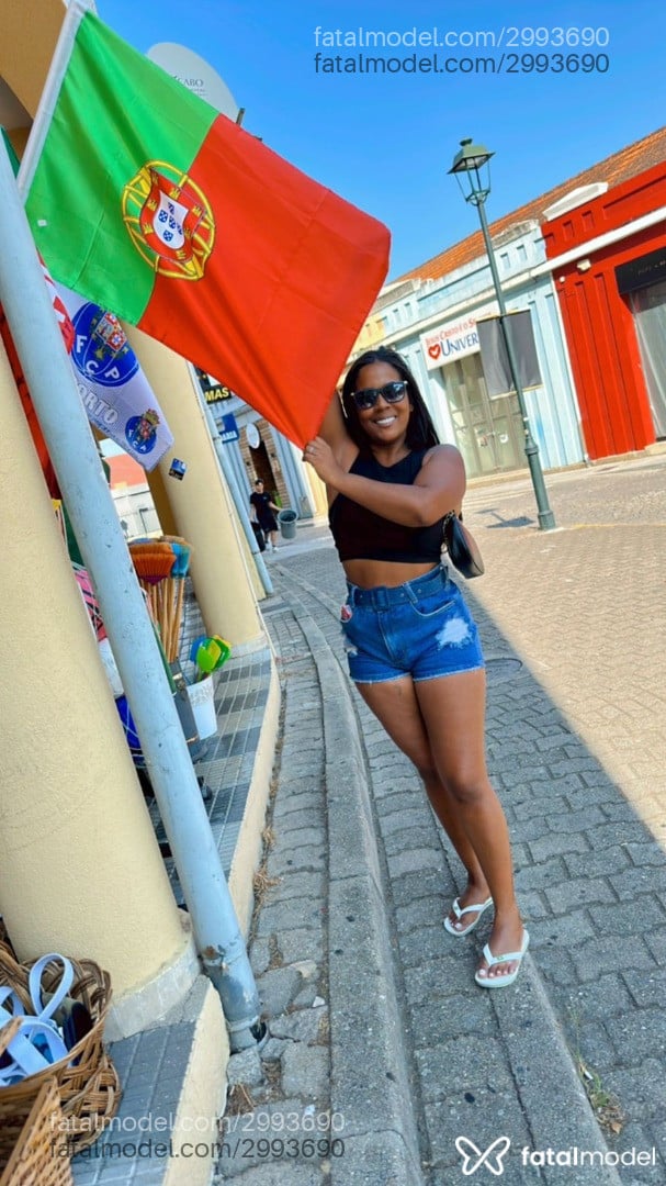 Acompanhante mulher morena (o) de olhos pretos em Rio do Sul - Sheila