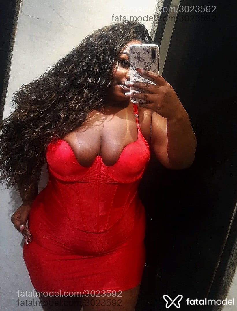 Acompanhante mulher com cabelo castanho de olhos castanhos em Inocência Acompanhante mulher com cabelo castanho de olhos castanhos em Inocência - Mady