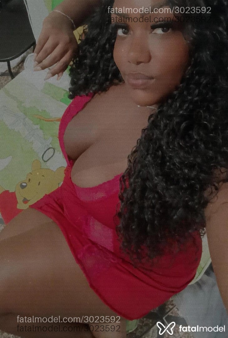 Acompanhante mulher com cabelo castanho de olhos castanhos em Inocência Acompanhante mulher com cabelo castanho de olhos castanhos em Inocência - Mady