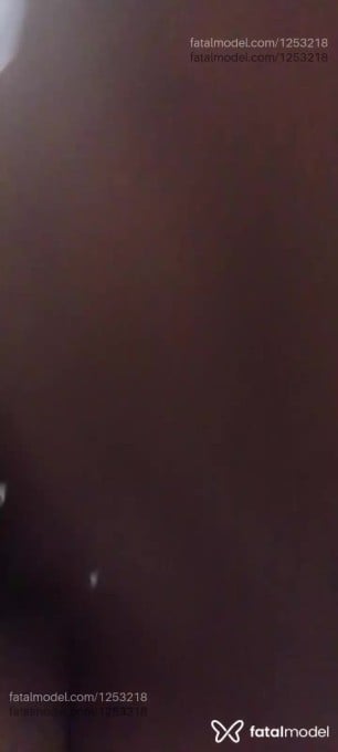 Acompanhante mulher com cabelo castanho de olhos mel em Araçuaí - Dena Moviiik