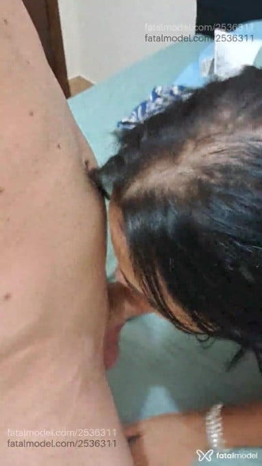 Acompanhante homem com cabelo castanho de olhos verdes - César Nero