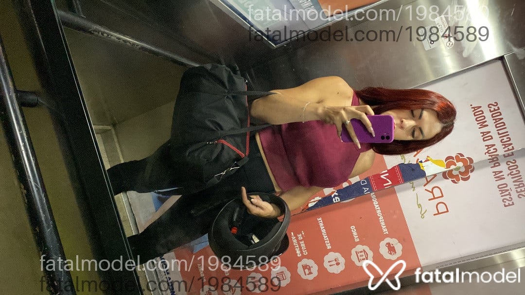 Acompanhante mulher trans ruiva (o) de olhos mel em Aparecida de Goiânia Acompanhante mulher trans ruiva (o) de olhos mel em Aparecida de Goiânia - Jhenny