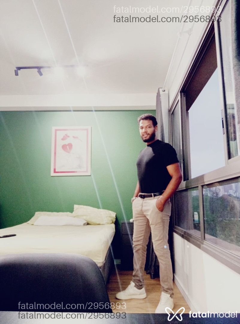 Acompanhante homem morena (o) de olhos pretos em São Paulo - Maycon