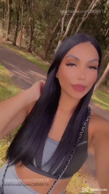 Acompanhante mulher morena (o) de olhos castanhos em Curitiba - Heloísa Bittencour