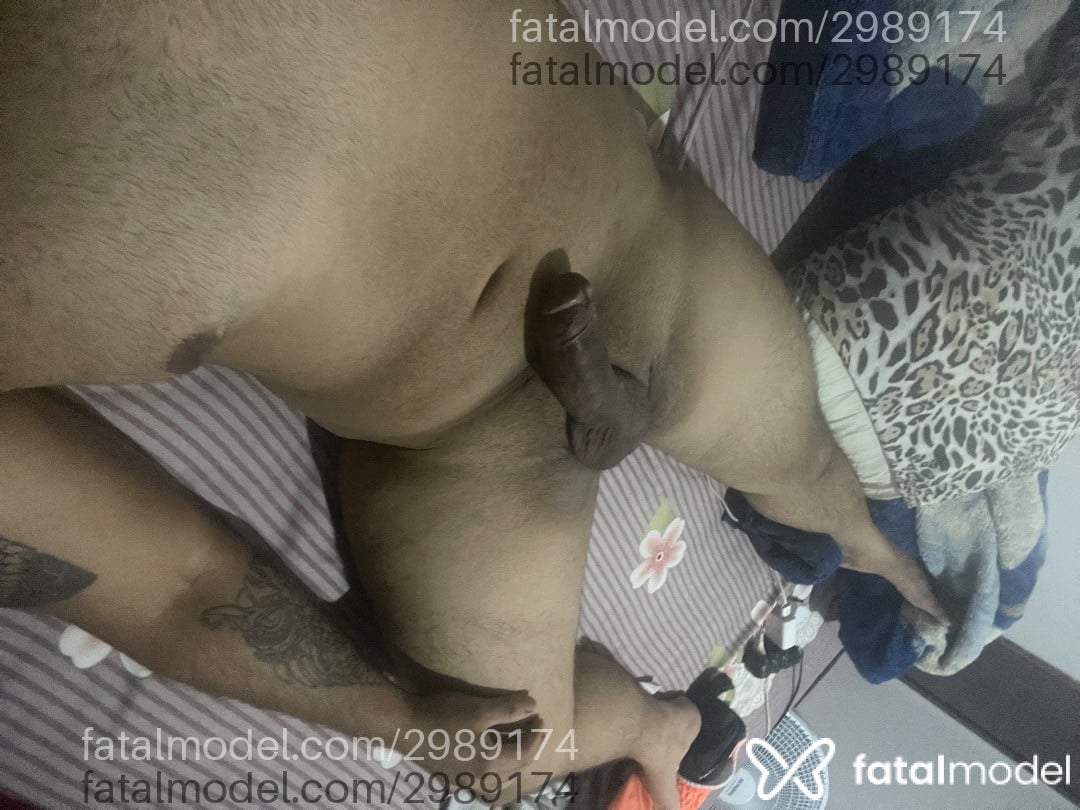 Acompanhante homem morena (o) de olhos castanhos em Maringá - Fellipe
