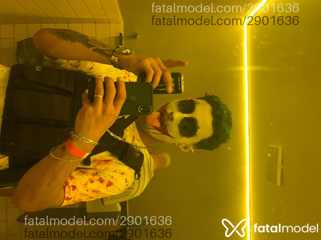 Acompanhante homem morena (o) de olhos castanhos em Virtual - PríncipeDaSerra