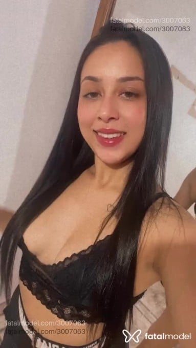 Acompanhante mulher morena (o) de olhos mel em Londrina - Vih Santoy