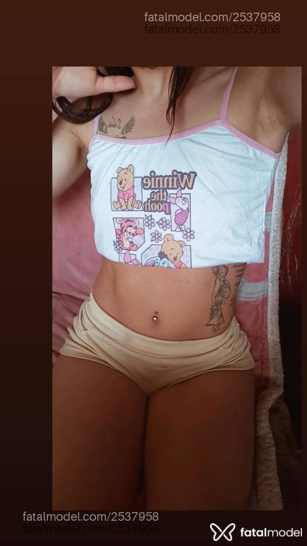 Acompanhante mulher morena (o) de olhos verdes - Gabyy
