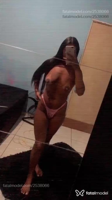 Acompanhante mulher morena (o) de olhos pretos em Limeira - Nicki