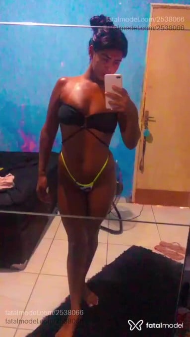 Acompanhante mulher morena (o) de olhos pretos em Limeira - Nicki