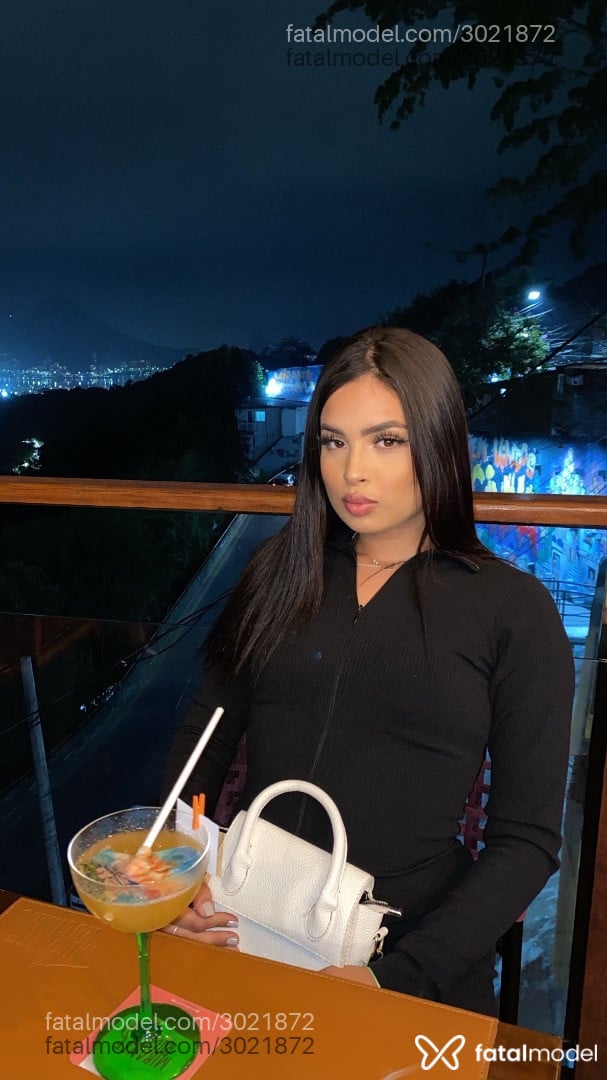 Acompanhante mulher com cabelo castanho de olhos castanhos em Bauru Acompanhante mulher com cabelo castanho de olhos castanhos em Bauru - Jady
