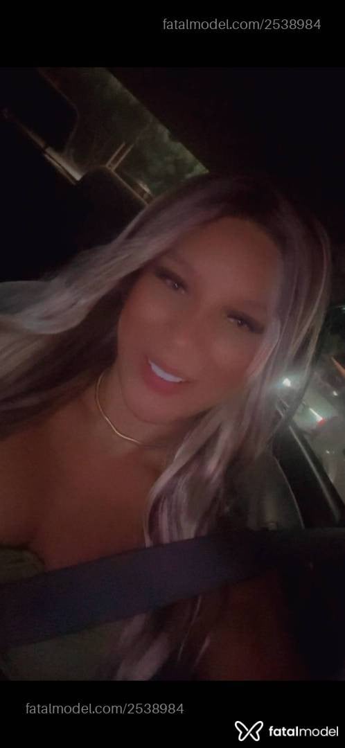 Acompanhante mulher loira (o) de olhos verdes em Fortaleza - ângela Abravanel