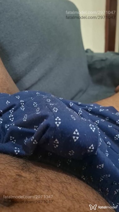 Acompanhante homem com cabelo grisalho de olhos castanhos em Rio de Janeiro Acompanhante homem com cabelo grisalho de olhos castanhos em Rio de Janeiro - Motoboycg