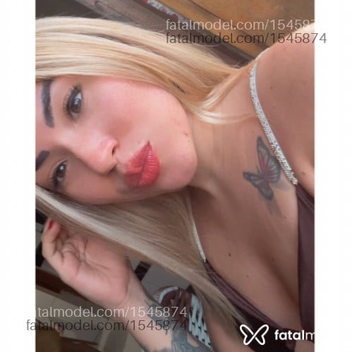 Acompanhante mulher loira (o) de olhos pretos em Virtual - Samira Mayer