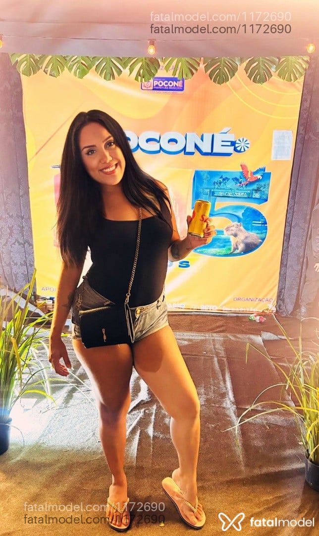 Acompanhante mulher morena (o) de olhos castanhos em Campo Novo do Parecis Acompanhante mulher morena (o) de olhos castanhos em Campo Novo do Parecis - Nathalia Caroline