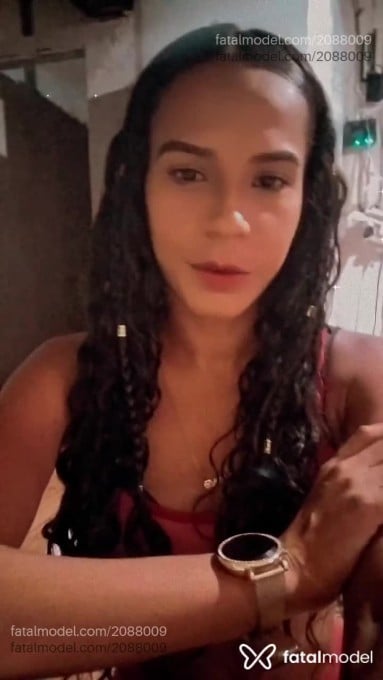 Acompanhante mulher morena (o) de olhos castanhos em Luís Eduardo Magalhães - Brenda Galiasi