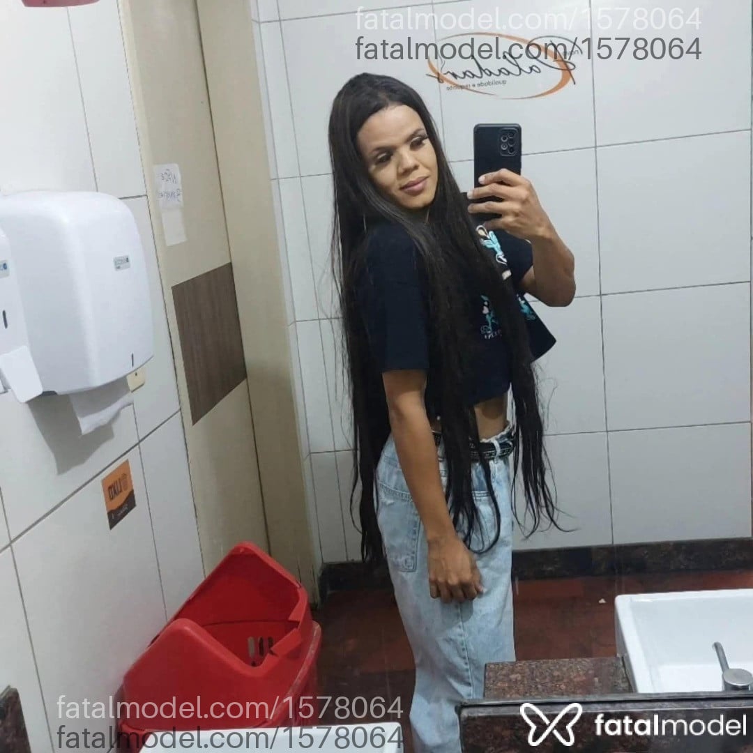 Acompanhante travesti com cabelo castanho de olhos castanhos em Fortaleza - Transmorosozinha