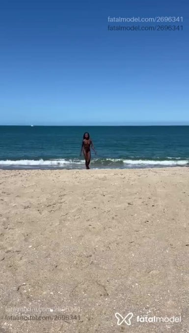 Acompanhante mulher com cabelo castanho de olhos castanhos em Florianópolis - Lina Brito