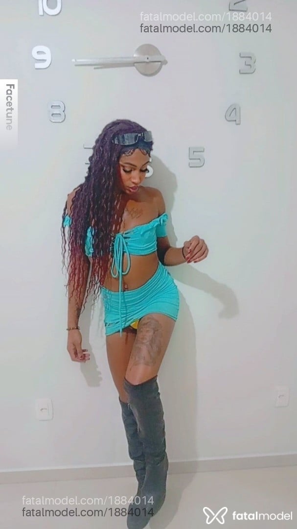 Acompanhante mulher trans morena (o) de olhos mel em Palhoça - Mellysa