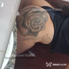 Acompanhante mulher com cabelo castanho de olhos castanhos - Aninha