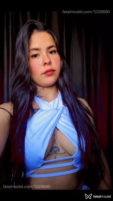 Acompanhante mulher com cabelo castanho de olhos castanhos - Aninha