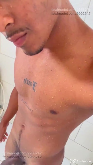 Acompanhante homem morena (o) de olhos pretos em Recife Acompanhante homem morena (o) de olhos pretos em Recife - Vinicius