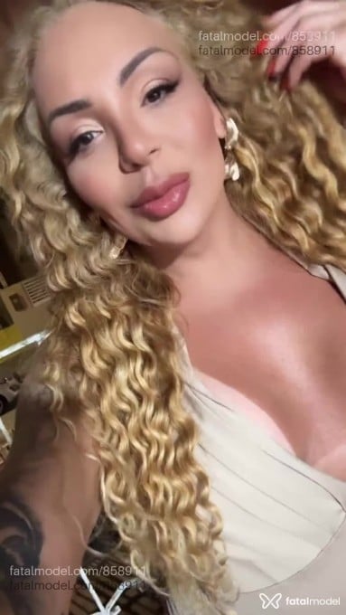 Acompanhante mulher trans loira (o) de olhos castanhos em Porto Alegre - Andressa Amorim