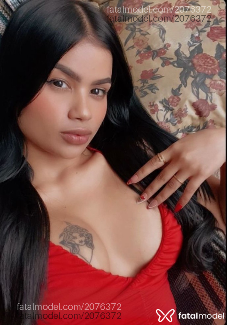Acompanhante mulher morena (o) de olhos pretos em Virtual - Flor