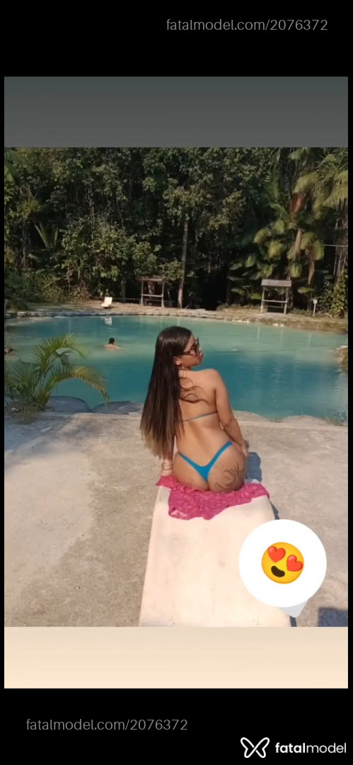 Acompanhante mulher morena (o) de olhos pretos em Virtual - Flor
