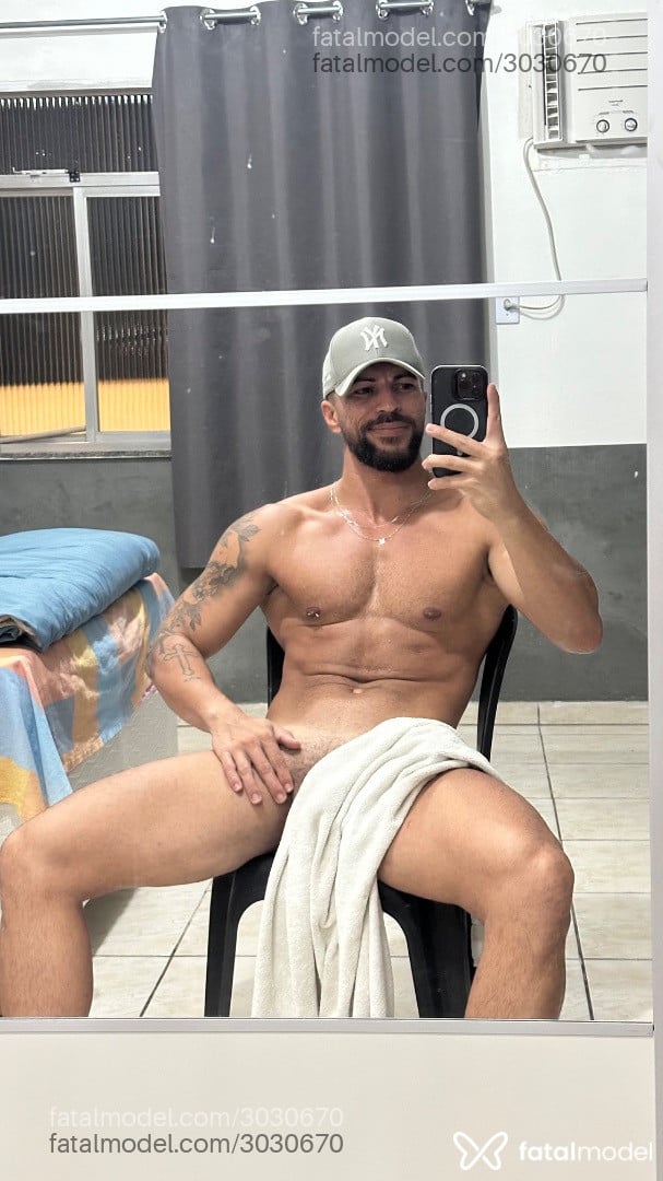 Acompanhante homem sem cabelo de olhos mel em Rio de Janeiro - Lenoon